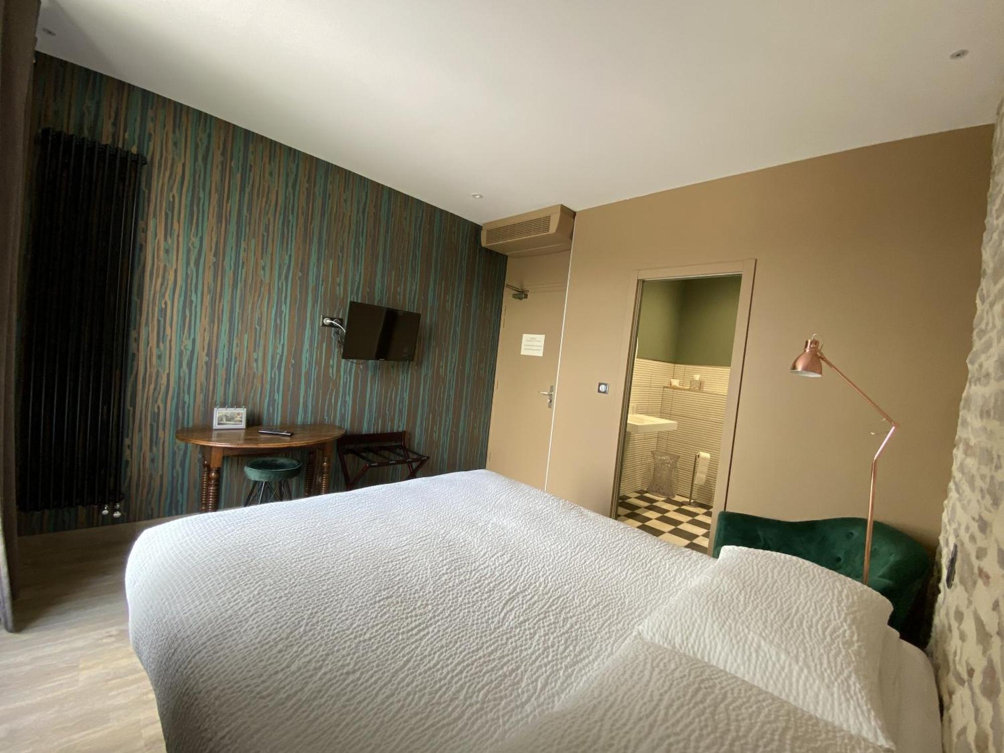Hotel Le Terminus Tournus Zewnętrze zdjęcie
